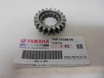 168-13188-00 Gear drive R.H. crankshaft TR2