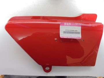 47111-45000-291 Cover frame R.H.GS750 1977 up 
