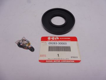 09283-30003 Oil seal Center Crankshaft GT500 / T500  new