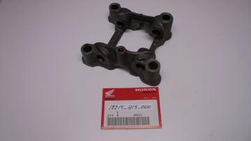 12215-415-000 Holder valve rocker CX500