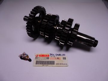 360-17420-00 Shaft driven assy RD250-350 complete with all gears.