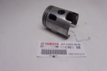 237-11631-00-96  Piston std 50mm Yamaha YCS1 new