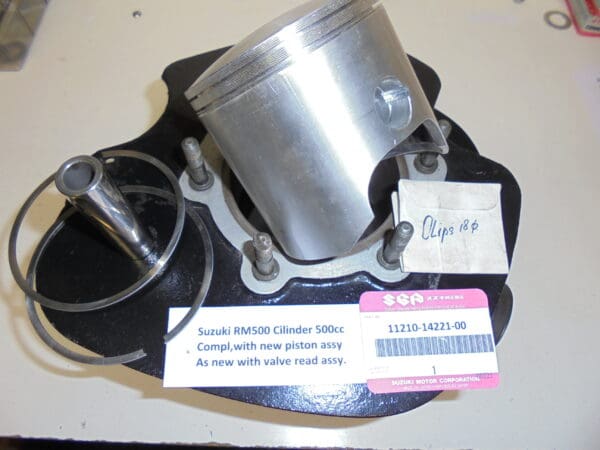 Suzuki - 11210-14221 /  11210-14233 - RM500 - Cylinder with Piston Complete