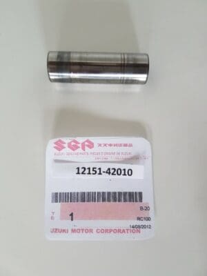 Suzuki - 12151-42010 - RGB500 - Piston