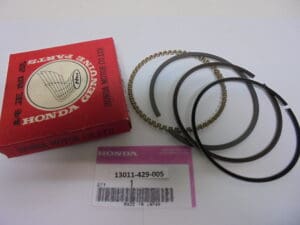 Honda - 13011-429-005_1 - XL500 - Pistonring assy