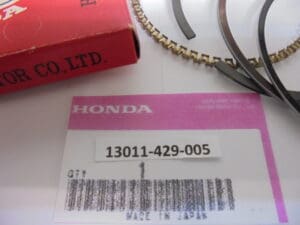 Honda - 13011-429-005_1 - XL500 - Pistonring assy