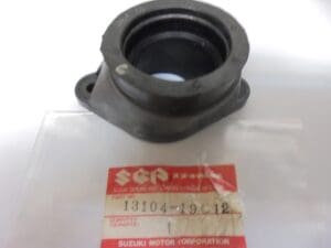 Suzuki - 13104-19C12-000_1 - GSX600 - Carburetor