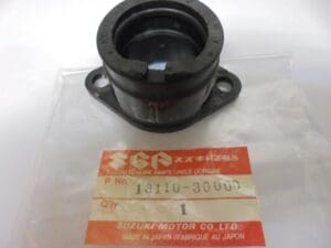 Suzuki - 13110-30000_1 - GT250/TS250 - Carburetor