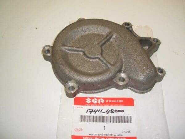 Suzuki - 17411-42000 - RG500 - Water Pump & Water Hose