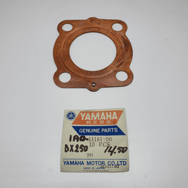 Yamaha - 1A0-11181-00 - RD350/DX250 - Cylinder