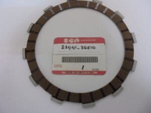 Suzuki - 21441-36E10 new - RM125 - Clutch plates