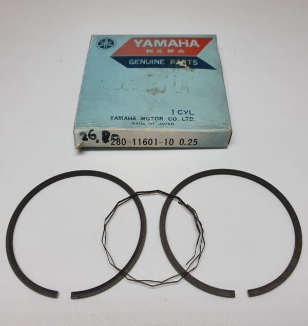 Yamaha - 280-11601-10 - DS7 - Piston