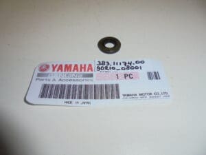 Yamaha - 383-11174-00 / 90210-08001 - TZ250 A/B/TZ350 A/B/TZ250 C/D/E/TZ350 C/D/E/TZ250 F/G/TZ350 F/G - Cylinder