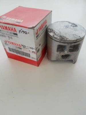 Yamaha - 3G3-11631-00-96 - TZ350 F/G - Piston