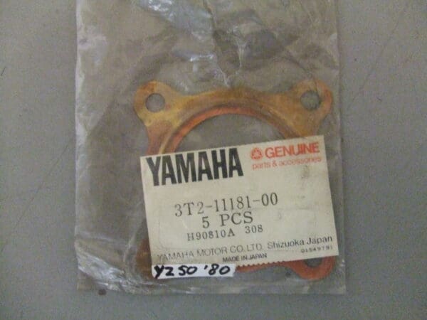 Yamaha - 3T2-11181-00_1 - YZ250 - Cylinder