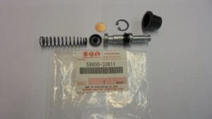 59600-33811 / 59600-33810  Master cil.kit front Suzuki  GS400/GS650/GS550/GT250/GT500/GS750/GS1000/GT380