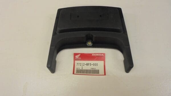 Honda - 77212-MF5-000_1 - VT500 - Frame Cover