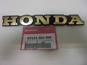 Honda - 87121-392-000_1 - CB750 - Fuel Tank