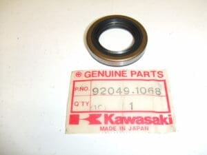 Kawasaki - 653B254007 / 92049-1068 - KX125 - Crankshaft