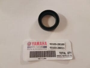 Yamaha - 93103-28011-00 old nr: 93103-28100 - TZ125 modellen/TA125/AS1-3 -RD125 Seal R.H.crankshaft