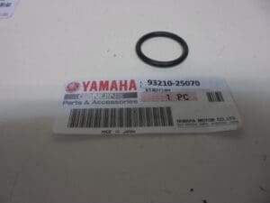 Yamaha - 93210-25070 - TR2 - Crankshaft