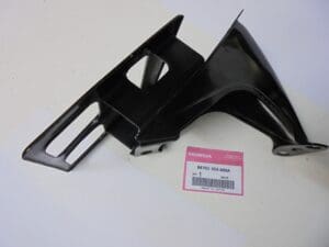 Honda - 84701-354-600A_1 - CB400 - Frame