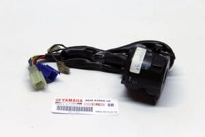 Yamaha - 4KM-83969-10 - XJ900 diversion - Handle