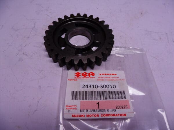 24310-30010 Gear 1st driven 30T TS250 / TS250ER as new