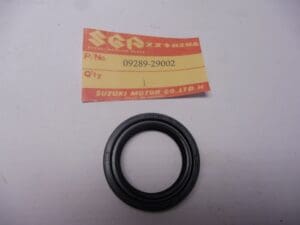 09289-29002 Seal crank R.H. Suz.RM125/PE175 moment sold