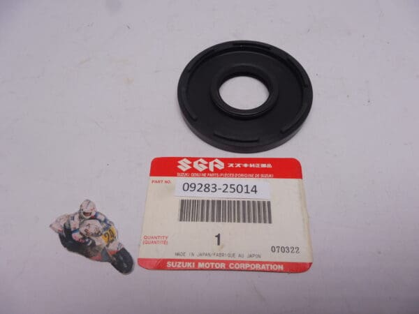 Suzuki Oil seal L.H. Crankshaft original Part number  09283-25014