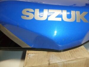 Suzuki - 44100-18E01-00 - GSX600 - Fuel Tank