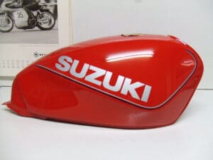 Suzuki - 44100-33200-07P - GSX250/GSX400 - Fuel Tank