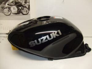 Suzuki - 44100-02F00-33J_1 - TL1000 - Fuel Tank