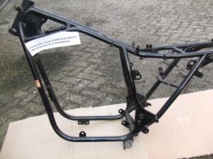 Suzuki - 44100-44420-01_1 - GSX400/GSX450 - Frame