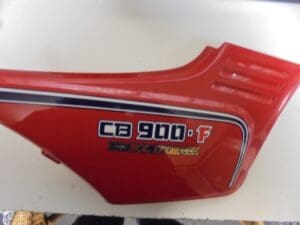 Honda - 83600-438-620ZB_1 - CB900 - Frame Cover