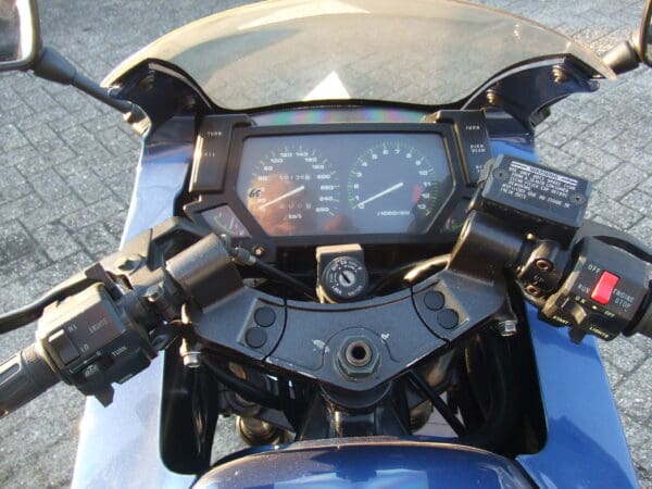 GPX600R motorbike running condition - Image 3