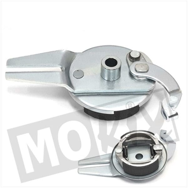 BRAKEPKLATE PEUGEOT 103/SP LELEU REAR COMPL