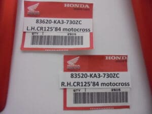 Honda - 83520-KA3-710 & 83620-KA3-710 - CR125 - Frame Cover