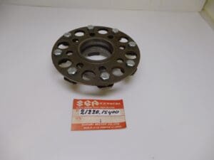 Suzuki - 21220-15400 - RGB500 - Clutch