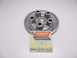 Yamaha - 132-16351-00 - AS1-3/TA125/RD125 - Clutch