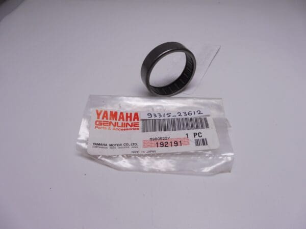 Yamaha - 93315-23612 - R5/DS7/RD250/RD350/RD400/XS500/XS650/XS750/XS850/XS1100 - Camshaft - Chain