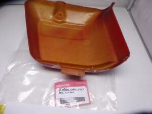 Honda - 385-00065-010AA - CD50 - Frame Cover