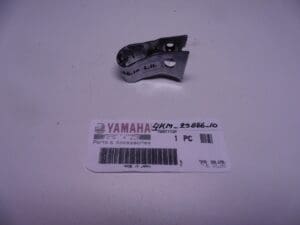 Yamaha - 4KM-25886-10 - XJ900 diversion - Front Brake