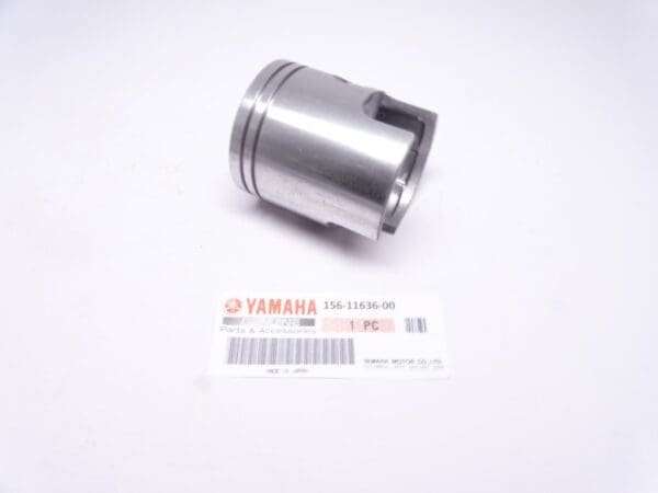 Yamaha - 156-11636-00 - DS5/XV1100/YDS3/YDS5 - Piston