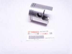 Yamaha - 156-11637-00 - DS5/YDS3/YDS5 - Piston