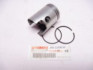 Yamaha - 183-11638-00 Piston