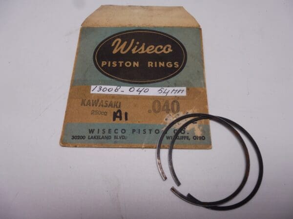 13008-040 Ringset piston 54mm(Wiseco)Kawasaki A1 new