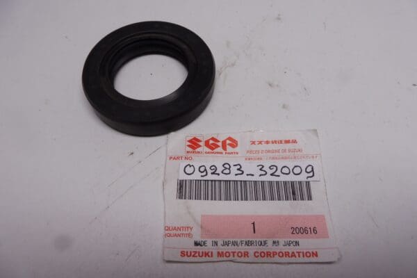 09283-32009 Oilseal original Suzuki 32x52x10