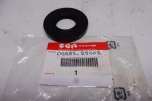 09283-25002 Seal Mainshaft Suz.GT380/TC250 and T20 new