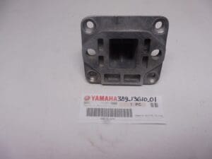 Yamaha - 389-13610-01_1 - RD125-200 - Carburetor